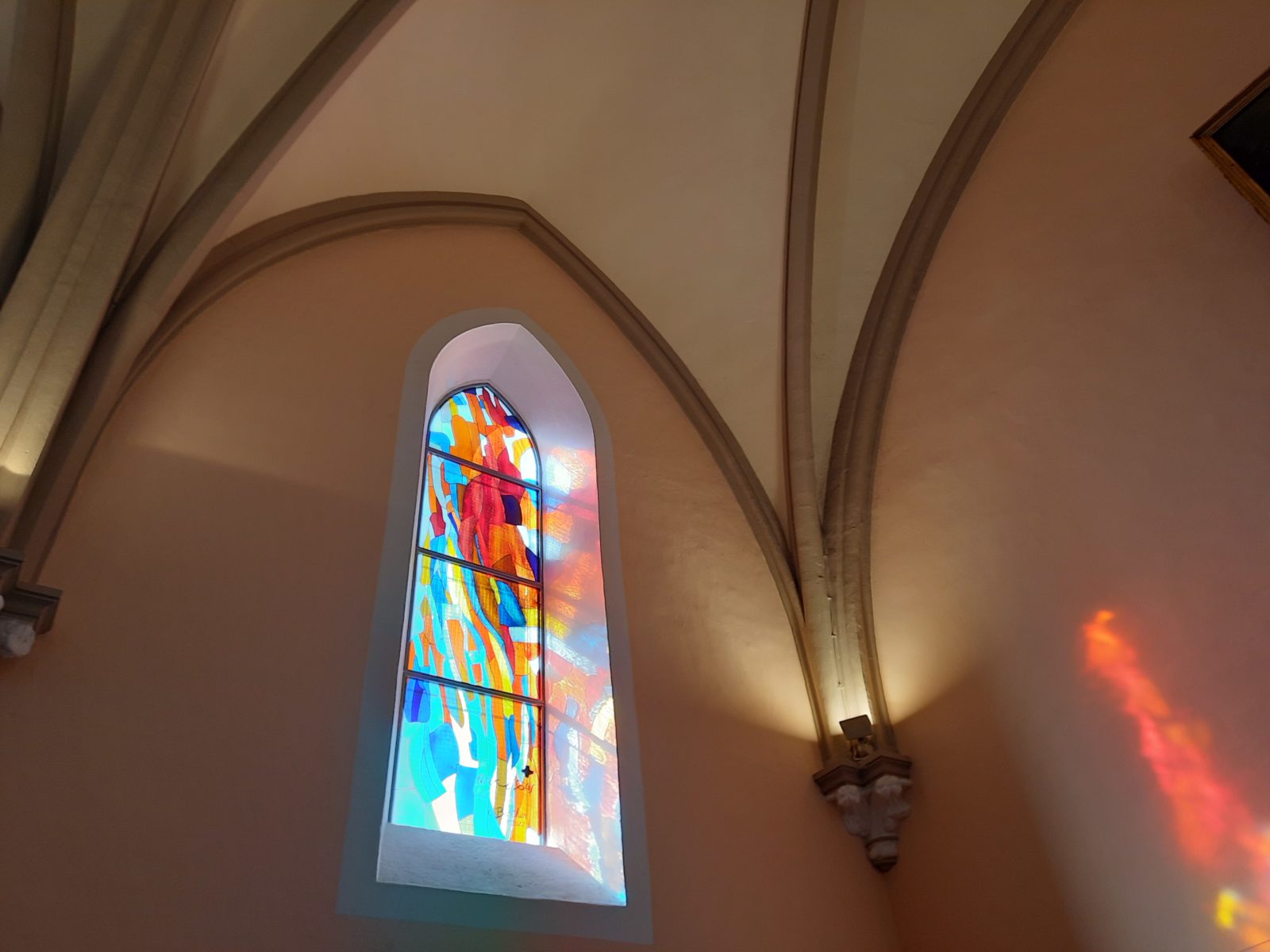 Inauguration des vitraux d’Arcabas, dans l’église de SaintChristophe